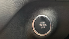 Volvo XC40 2.0 B3P Plus Dark 5dr Auto Petrol Estate